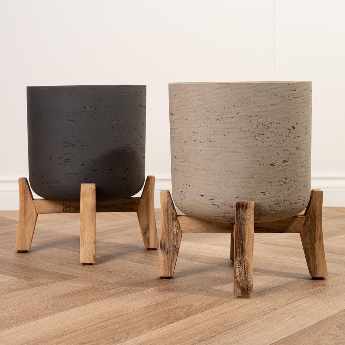 Cassie Low Pot Grey and black